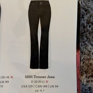 CAbi Trouser Jean #5691 size 4 Long